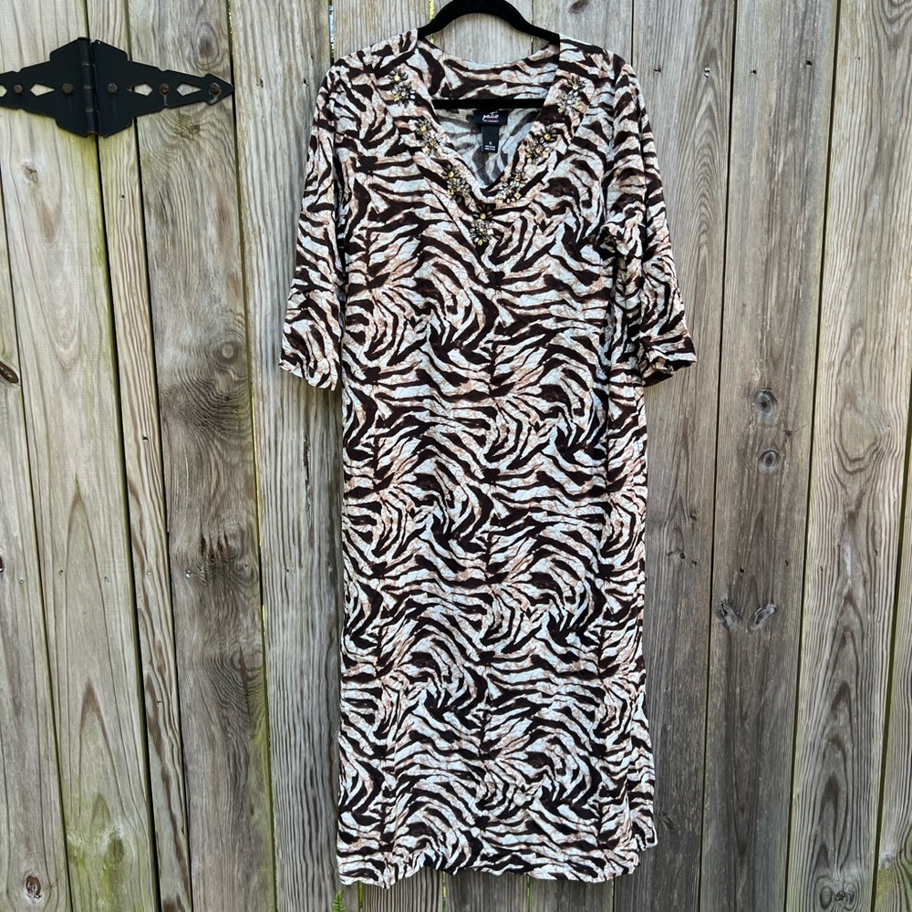 PATIO CASUALS by Cabernet Animal Print Dream Lounge Dress Women’s Small NWT NEW
